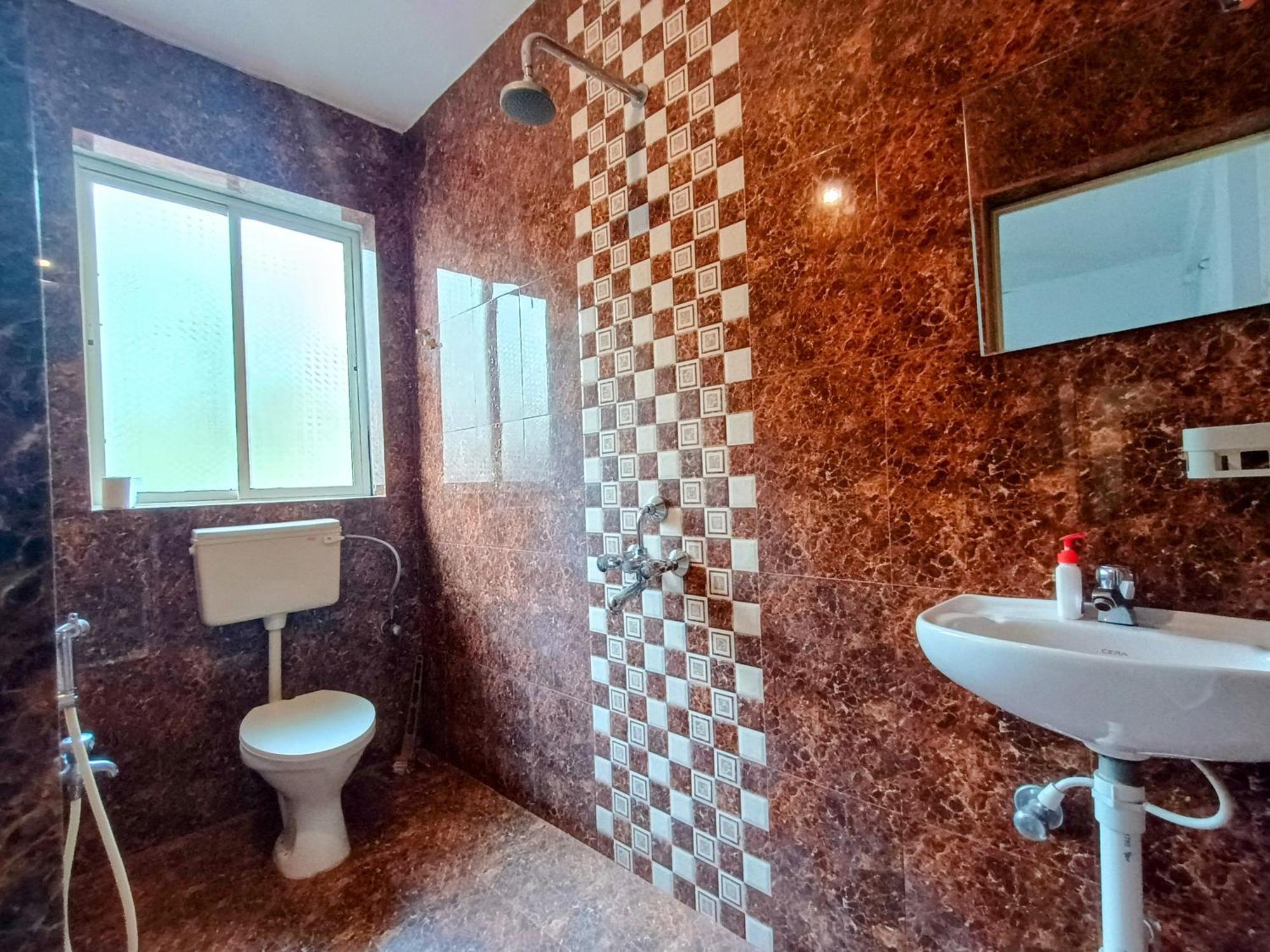 Gs Home On The Bay - Super Sea View Glass Studio Apartment Вагатор Екстериор снимка